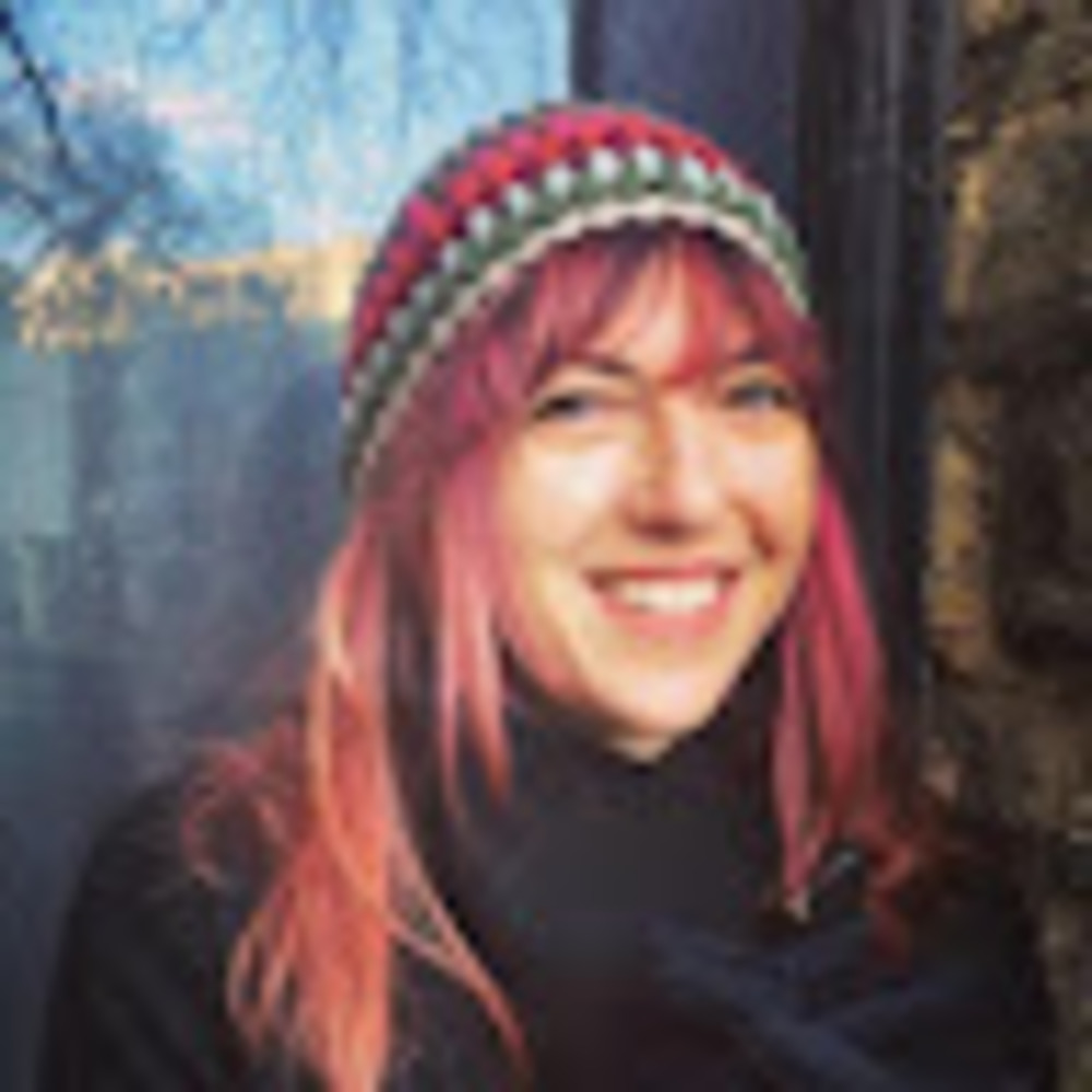 Meet your Posher, Maya